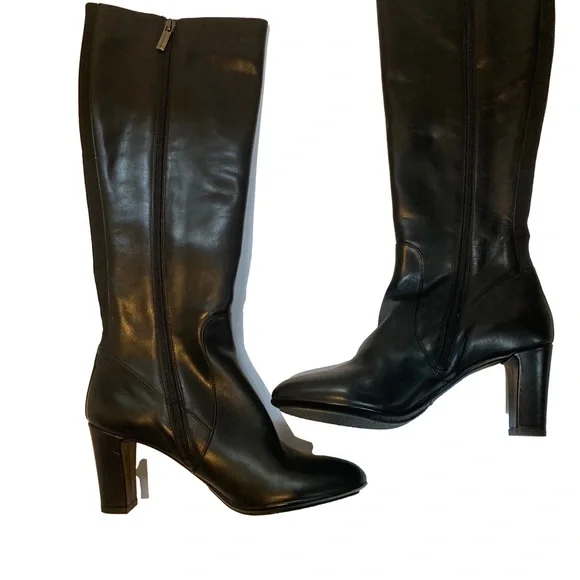 Aquatalia knee high black leather boot - Picture 11 of 12